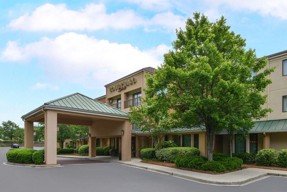 Courtyard By Marriott Columbia Northeast/Fort Jackson Area Екстер'єр фото