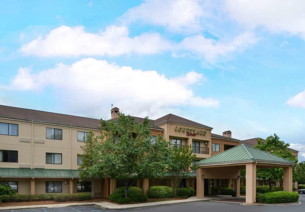 Courtyard By Marriott Columbia Northeast/Fort Jackson Area Екстер'єр фото