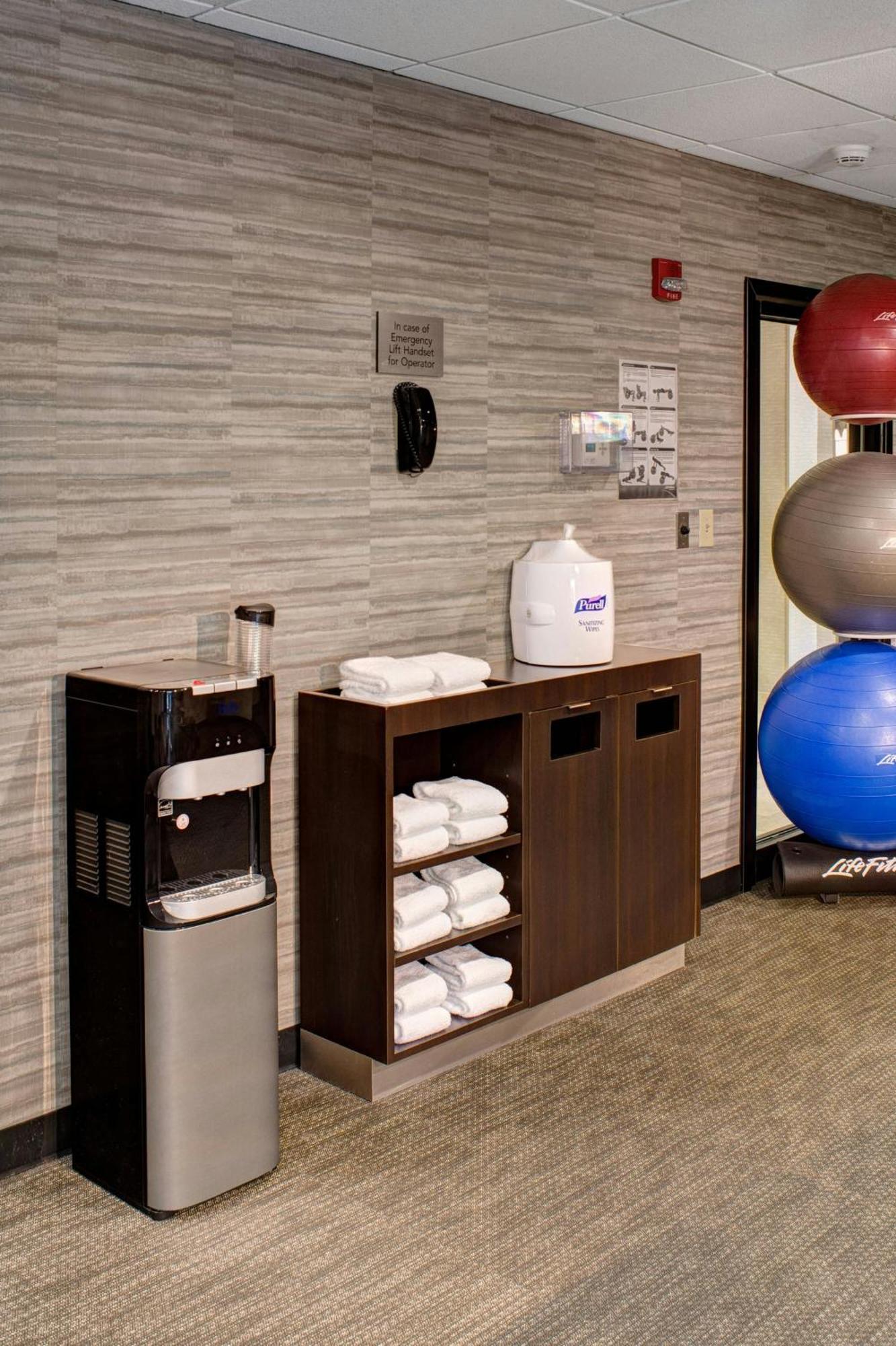 Courtyard By Marriott Columbia Northeast/Fort Jackson Area Екстер'єр фото