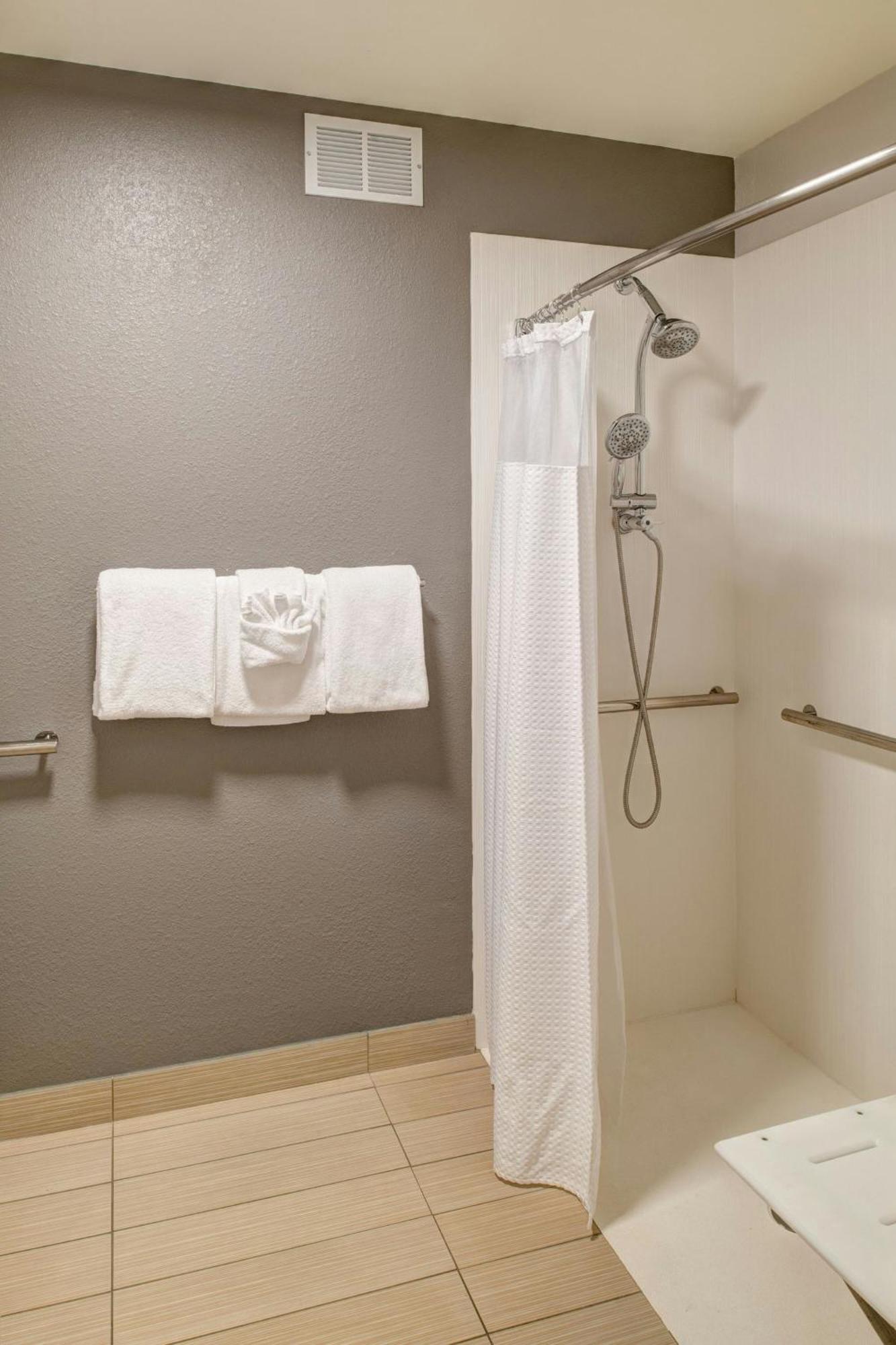 Courtyard By Marriott Columbia Northeast/Fort Jackson Area Екстер'єр фото