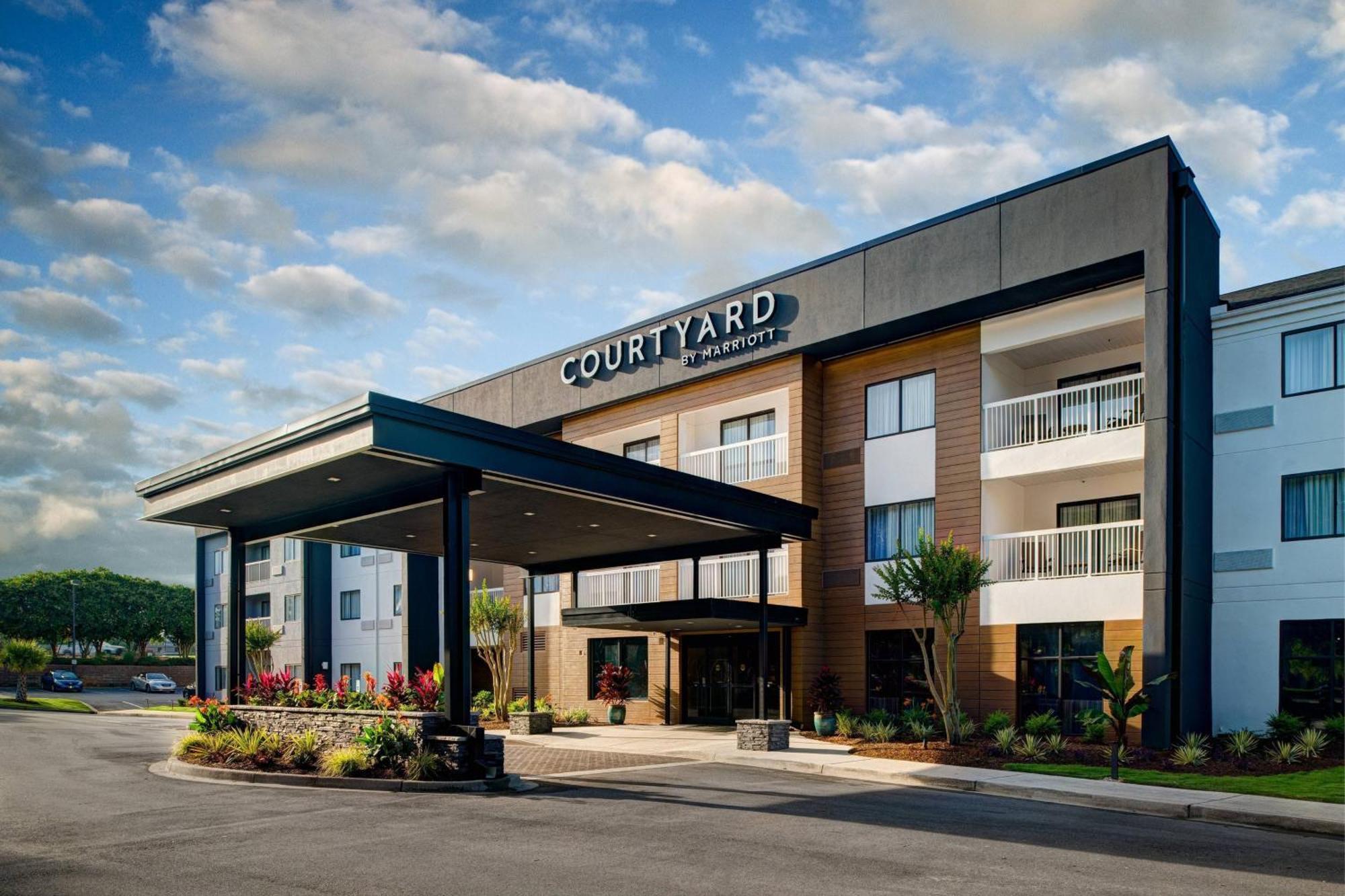 Courtyard By Marriott Columbia Northeast/Fort Jackson Area Екстер'єр фото