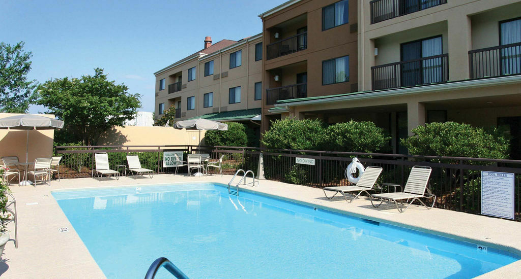 Courtyard By Marriott Columbia Northeast/Fort Jackson Area Екстер'єр фото