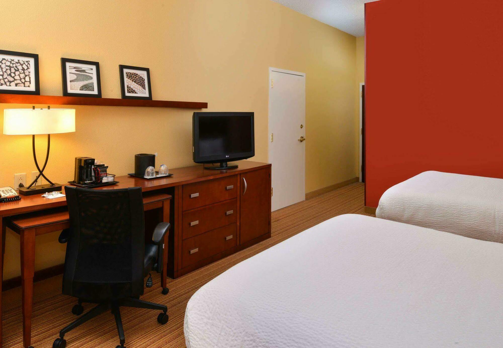 Courtyard By Marriott Columbia Northeast/Fort Jackson Area Екстер'єр фото